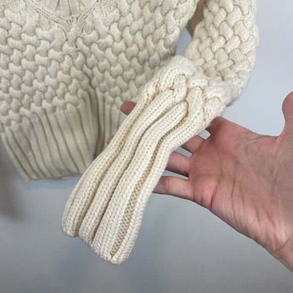 Banana Republic 100% Extra Fine Merino Wool Cream Cropped Sweater Sz S Y2K 2004 - Picture 7 of 9